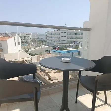 דירה Georgia פרוטאראס