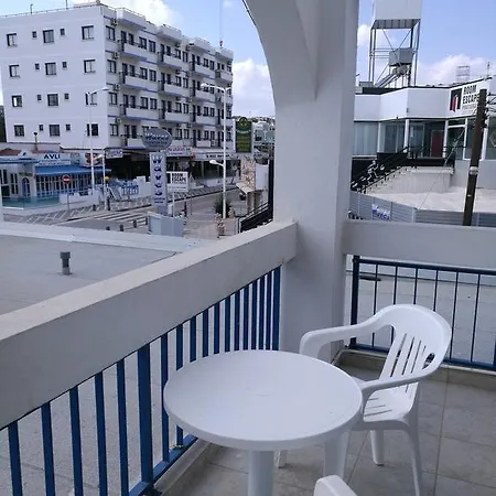 Apartment Georgia Protaras