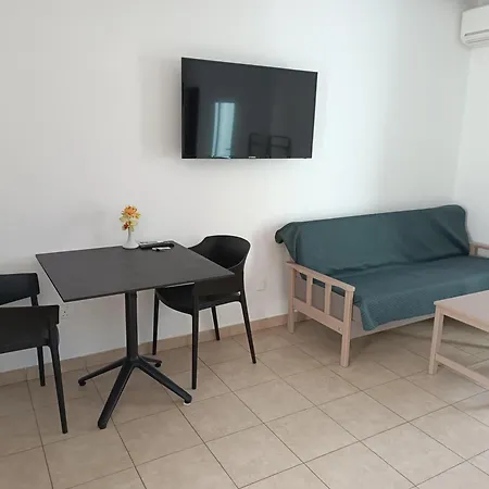 Georgia Apartament Protaras